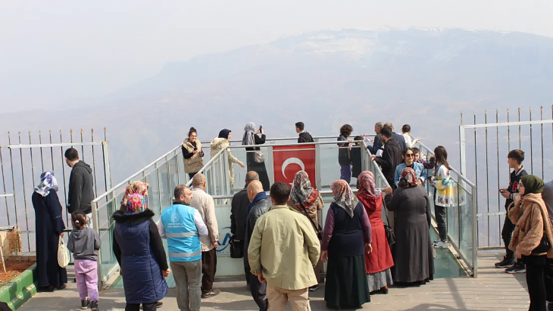 Siirt'te konuk edilen depremzede sayısı 6 bin 400'ü geçti