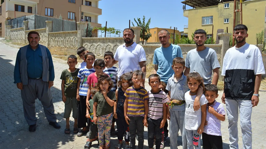 Siirt'te mahalle sakinleri su sıkıntılarının giderilmesi için yetkililere seslendi