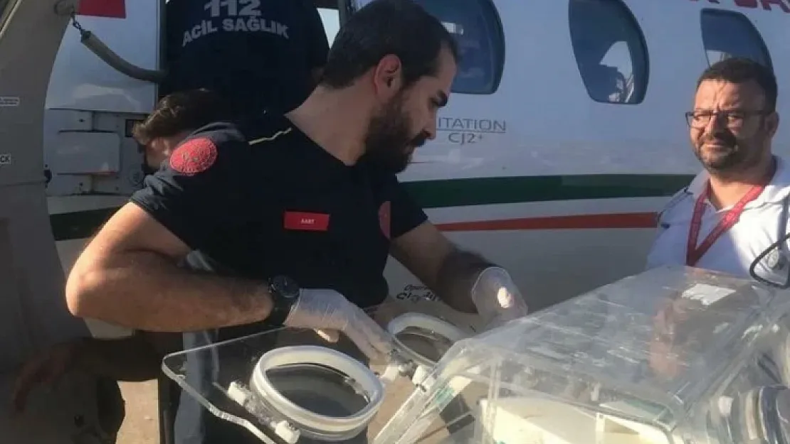 Siirt'te metabolik rahatsızlığı bulunan bebek ambulans uçakla Adana'ya sevk edildi