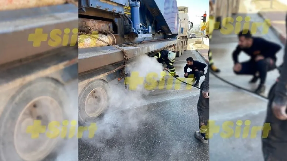 Siirt'te Meydana Gelen Tır Yangınında Hızlı İtfaiye Müdahalesi Hayat Kurtardı