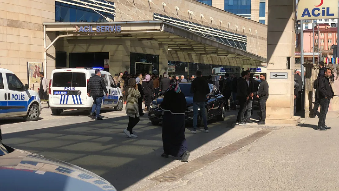 Siirt'te Muhtarlık Kavgasında 1 Muhtar Adayı Öldü, 2 Kişi Yaralandı