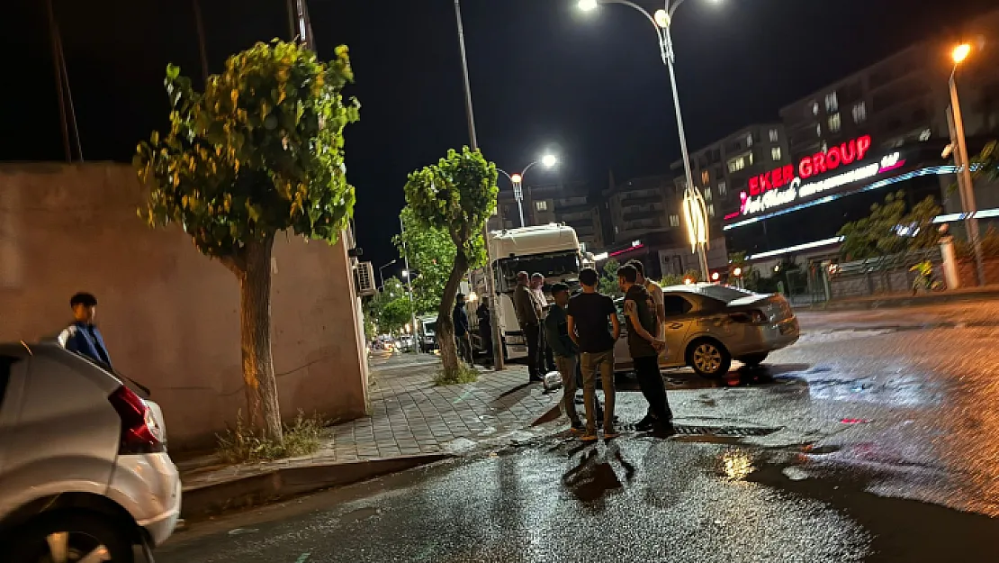 Siirt'te O Bölgede Yaşanan Kazaların Ardı Arkası Kesilmiyor! Yetkililer Neden Önlem Almıyor?