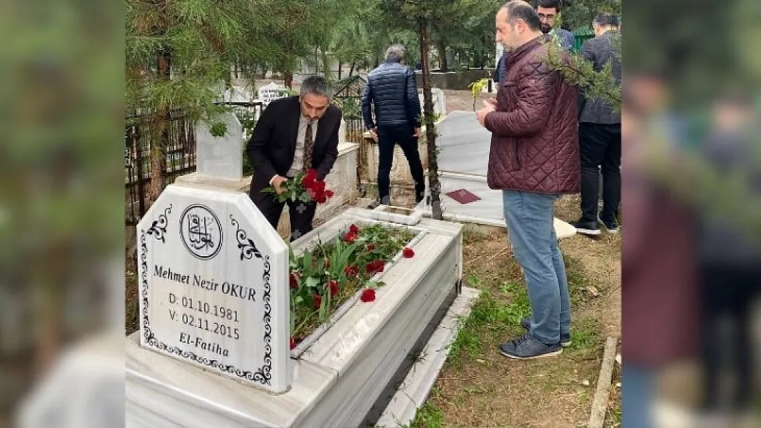 Siirt'te Öldürülen Avukat Mezarı Başında Anıldı