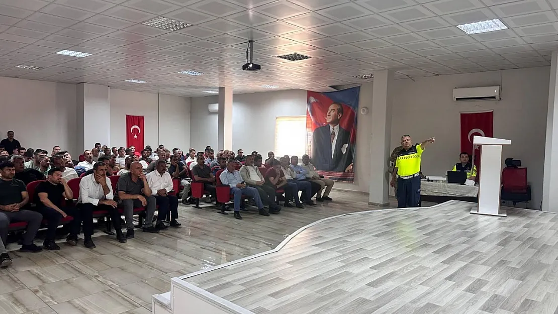 Siirt'te Patpat Kazalarının Önüne Geçmek İçin Jandarmadan Eğitim Semineri