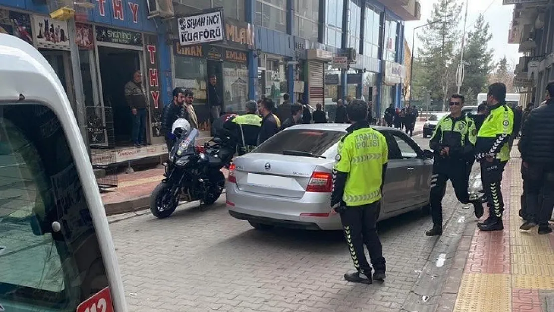 Siirt'te polis ile vatandaş arasında park cezası tartışması