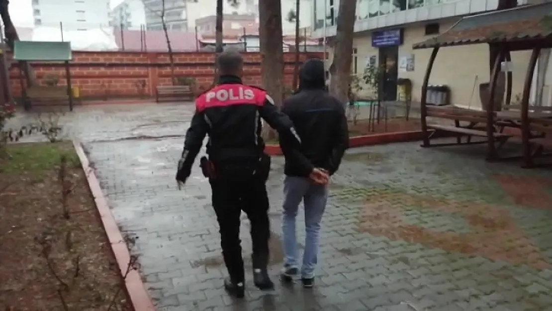 Siirt'te polisten kaçan hırsız kovalamaca sonucu yakalandı