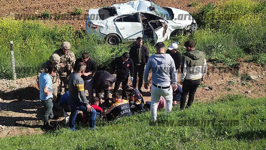 Siirt'te şarampole uçan otomobilde bulunan 4 kişi yaralandı