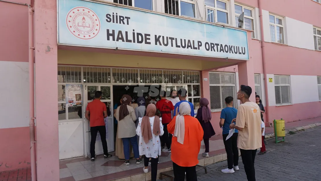 Siirt'te Sınav Maratonunda İkinci Gün