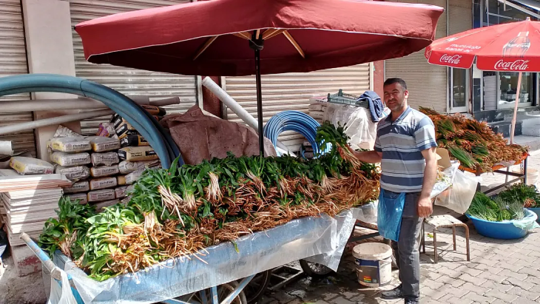 Siirt'te, Soryaz ve Sirik tezgâhlardaki yerini aldı