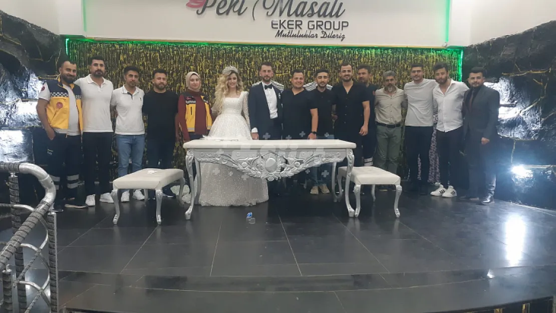 Siirt'te Tepe ve Akkuş Ailelerinin Mutlu Günü