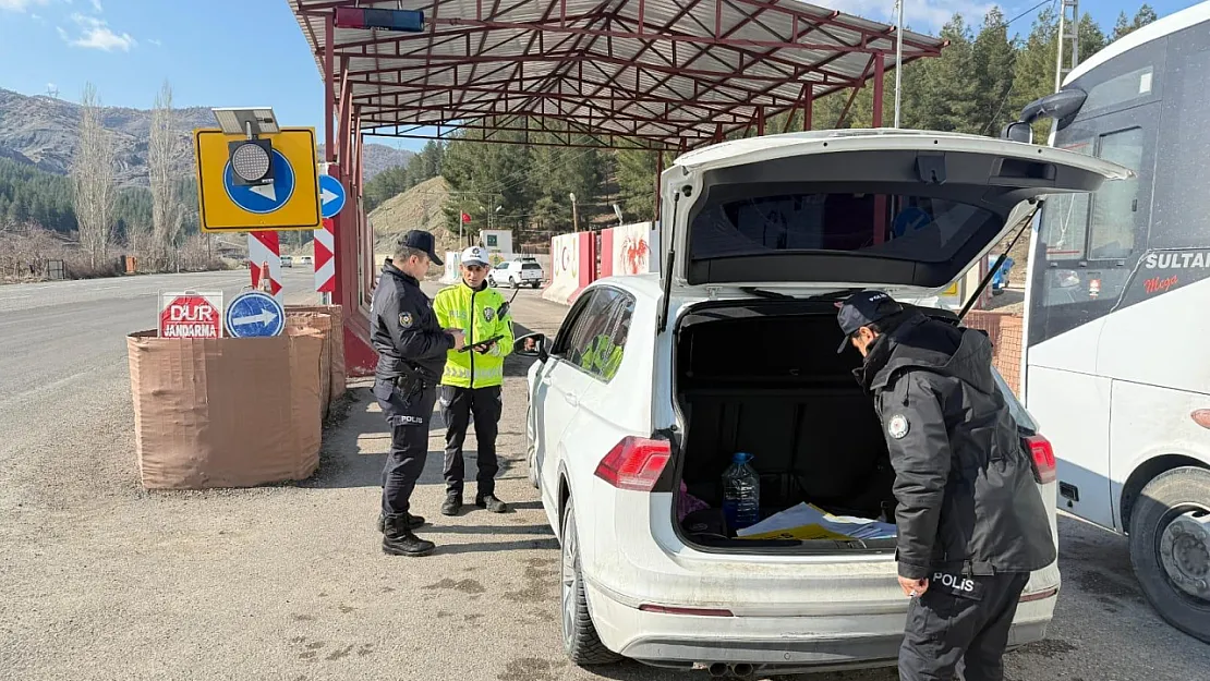 Siirt'te Trafik Denetimlerinde Çok Sayıda Araç Trafikten Men Edildi!