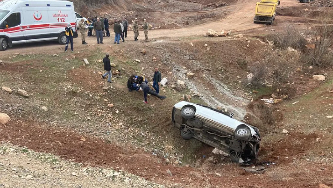 Siirt'te Trafik Kazası: 3 Yaralı