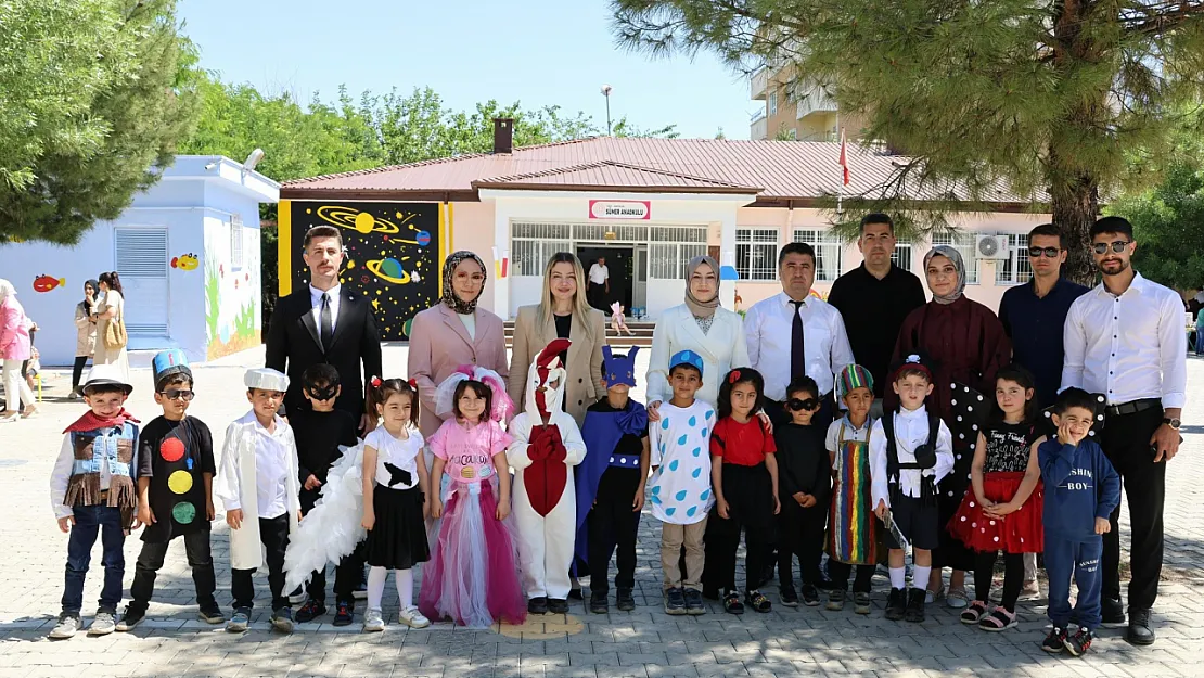 Siirt'te Vali Eşi Nurten Kızılkaya, Kurtalan'da Kadınlarla ve Miniklerle Buluştu