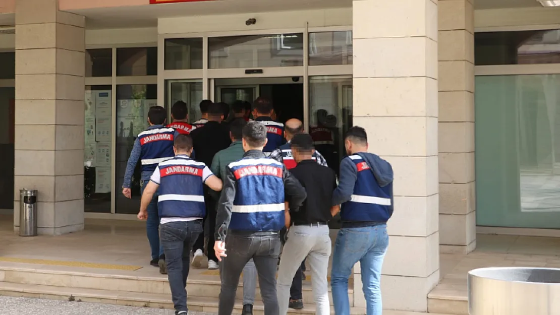 Siirt'te Yasa Dışı Bahis Operasyonu: 2 Tutuklama