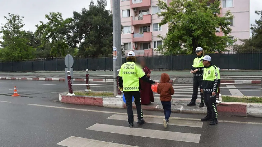 Siirt'te Yaya Kurallarına Uymayan 15 Kişiye Ceza Kesildi!