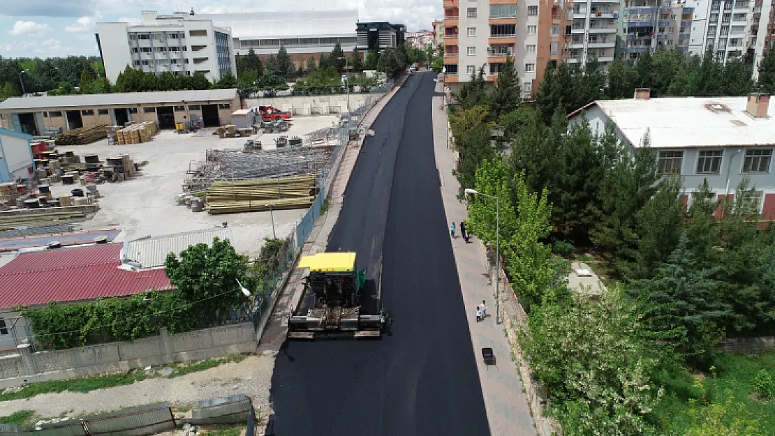 Siirt'te Yollar Yapılmaya Başlandı! 40 Bin ton Asfalt Kullanılacak