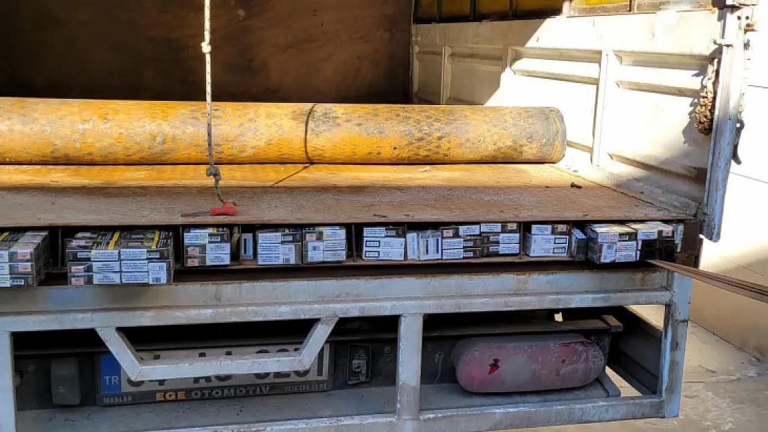 Siirt'te Yüzlerce Paket Gümrük Kaçağı Sigara Ele Geçirildi: 1 Gözaltı