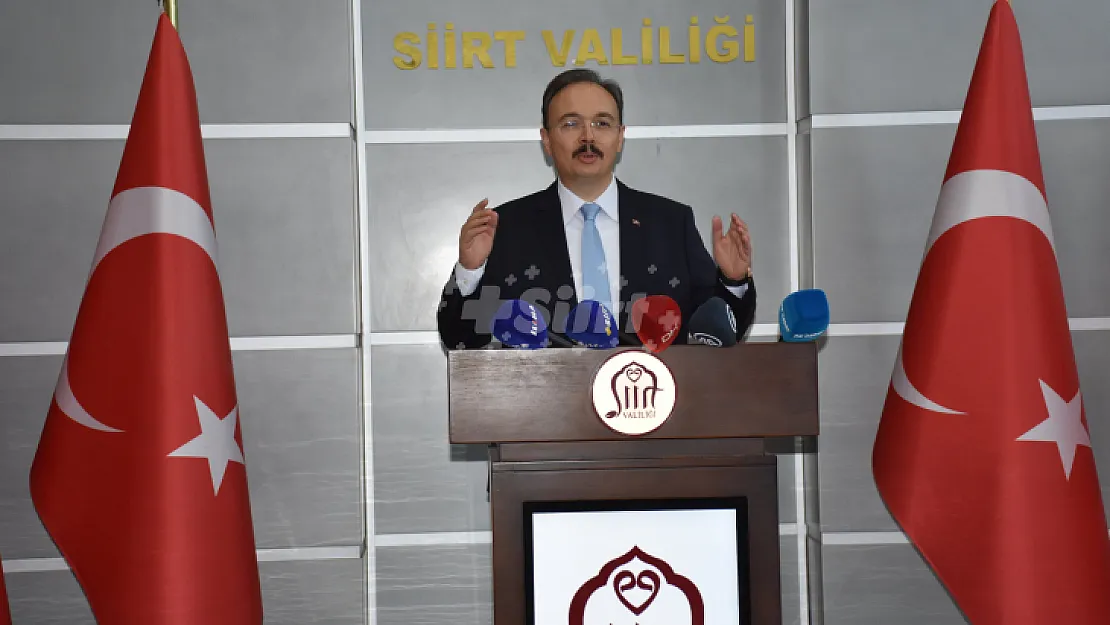 Siirt Valisi Gençlerin İsteğini Geri Çevirmedi!