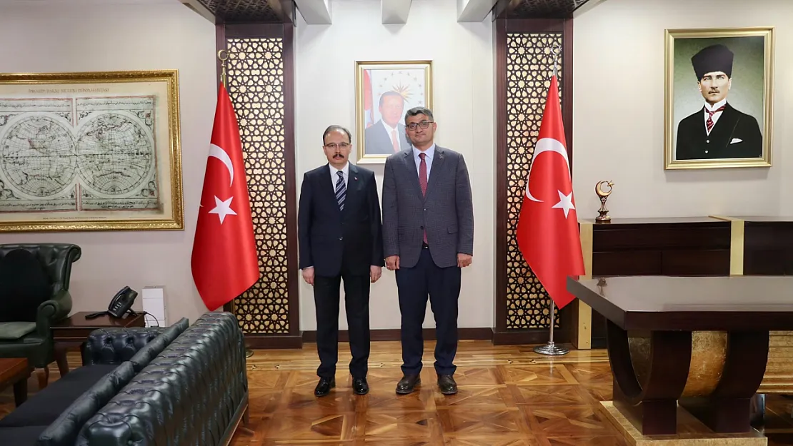Siirt Valisi Kızılkaya, İl Sağlık Müdürü Uzm. Dr. Besim Hacıoğlu'nu Kabul Etti