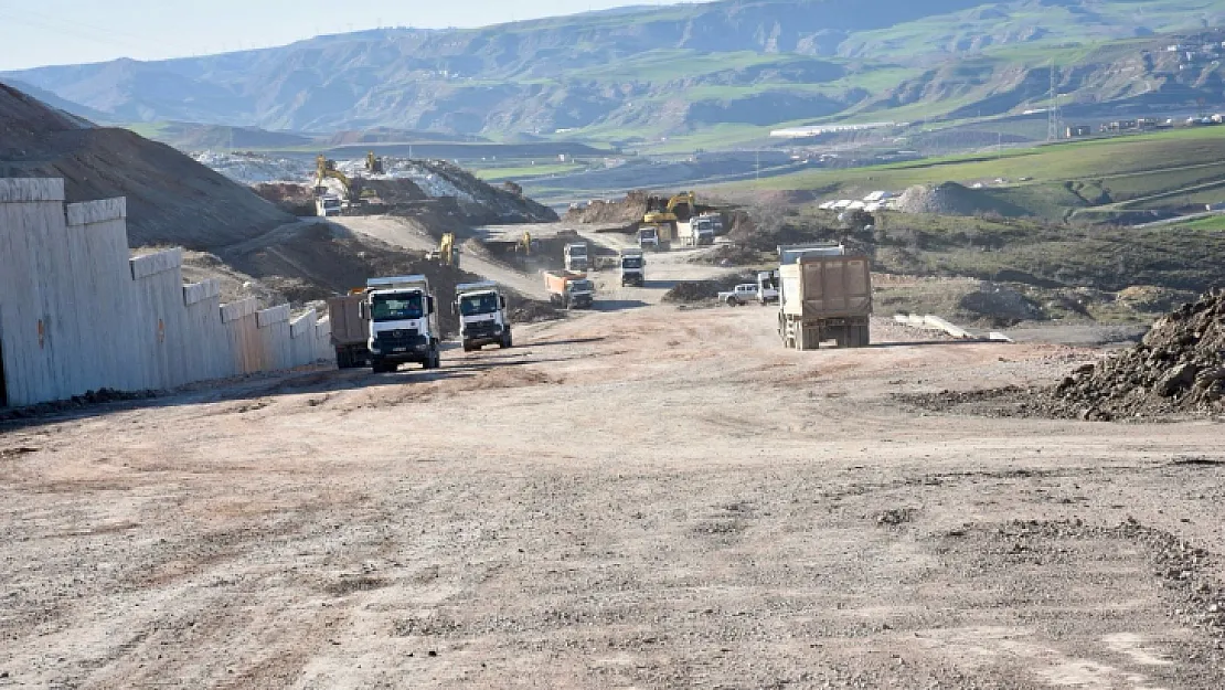 Siirt Valisi Kızılkaya, Pervari ve Kurtalan Karayolunda Süren Çalışmaları Denetledi