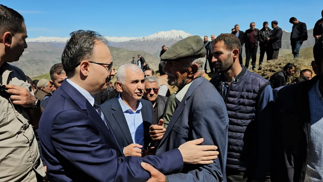 Siirt Valisi Kızılkaya Pervari Olayıyla Yakından İlgilenip,  Sükuneti Sağlamak İçin Çalışıyor