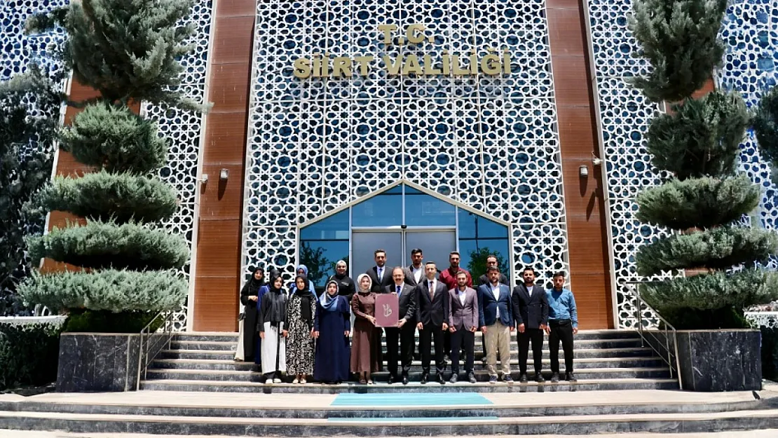 Siirt Valisi Kızılkaya, TÜGVA Siirt İl Temsilciliği Yönetimini Kabul Etti