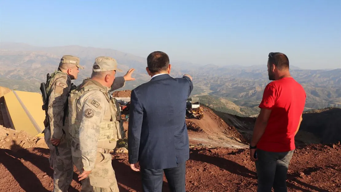 Siirt Valisi Siirt/Şırnak Sınırında Bulunan Üs Bölgelerde İncelemelerde Bulundu