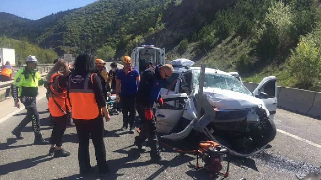 Siirtli İnfaz Koruma Memuru Görev İçin Gittiği Yalova Yolunda Geçirdiği Kaza Sonucu Hayatını Kaybetti