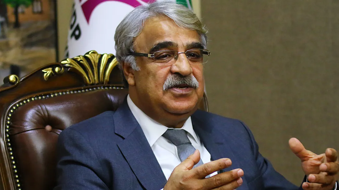 'Sadece Hazine ve Ekonomi Bakanı'nın istifası yetmez'