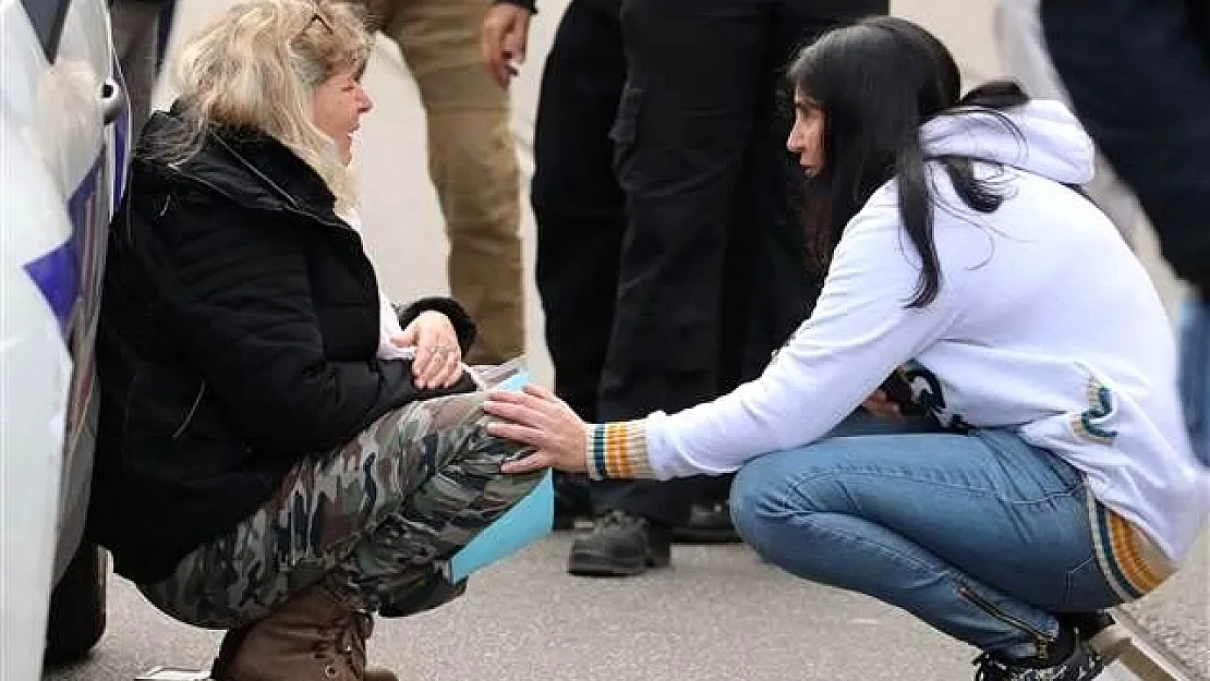 Fransa'da kilise yakınında saldırı: 3 kişi hayatını kaybetti