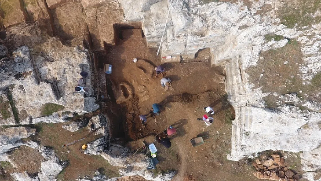 Tarihe ışık tutacak! Diyarbakır'da Kazıda 54 Çocuk Mezarı Bulundu