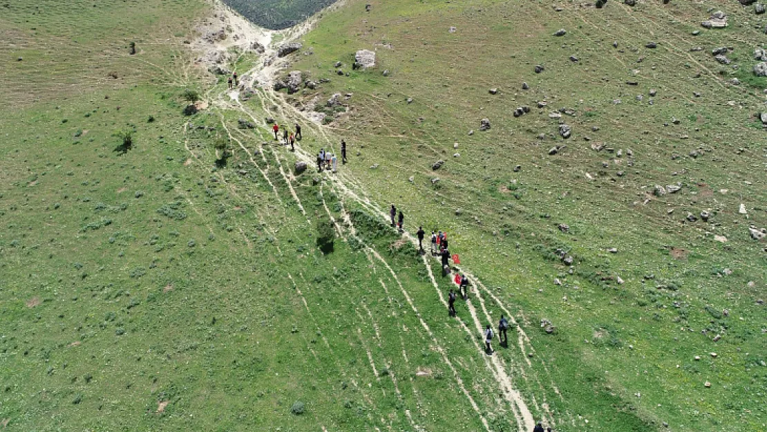 Tarihi yolda doğa gezisi yapıldı