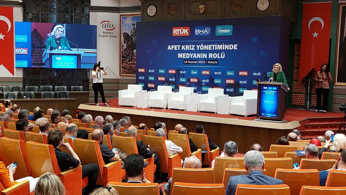 Artı Siirt'in de katıldığı TİMBİR ve RTÜK'den 'Afet Kriz Yönetiminde Medyanın Rolü' paneli