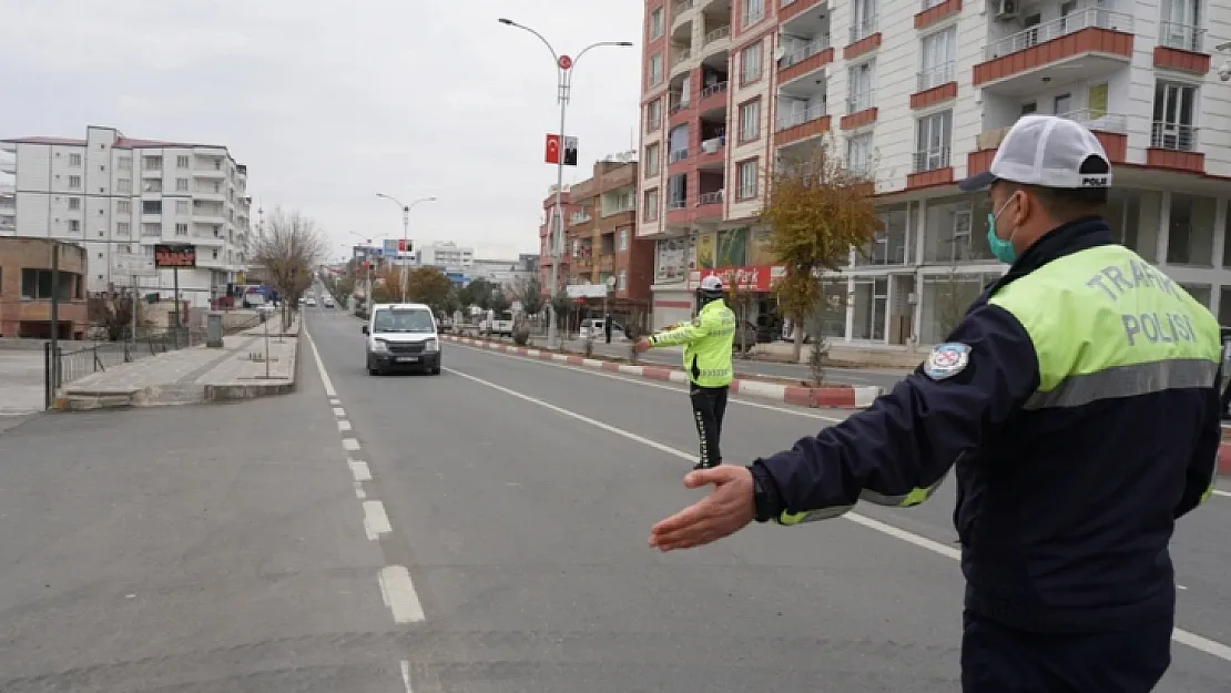 Trafik cezaları zamlandı: Bugünden itibaren geçerli olacak