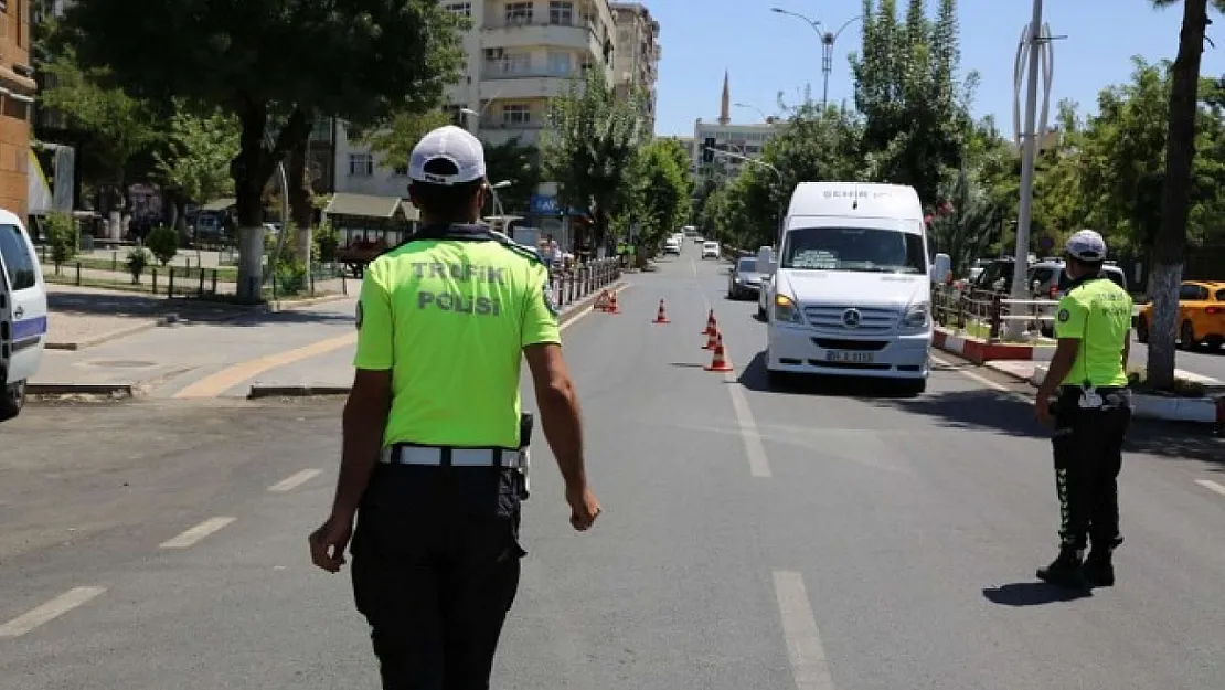 Trafikte Yeni Dönem: Kuralları İhlal Edenlere Ağır Cezalar Geliyor