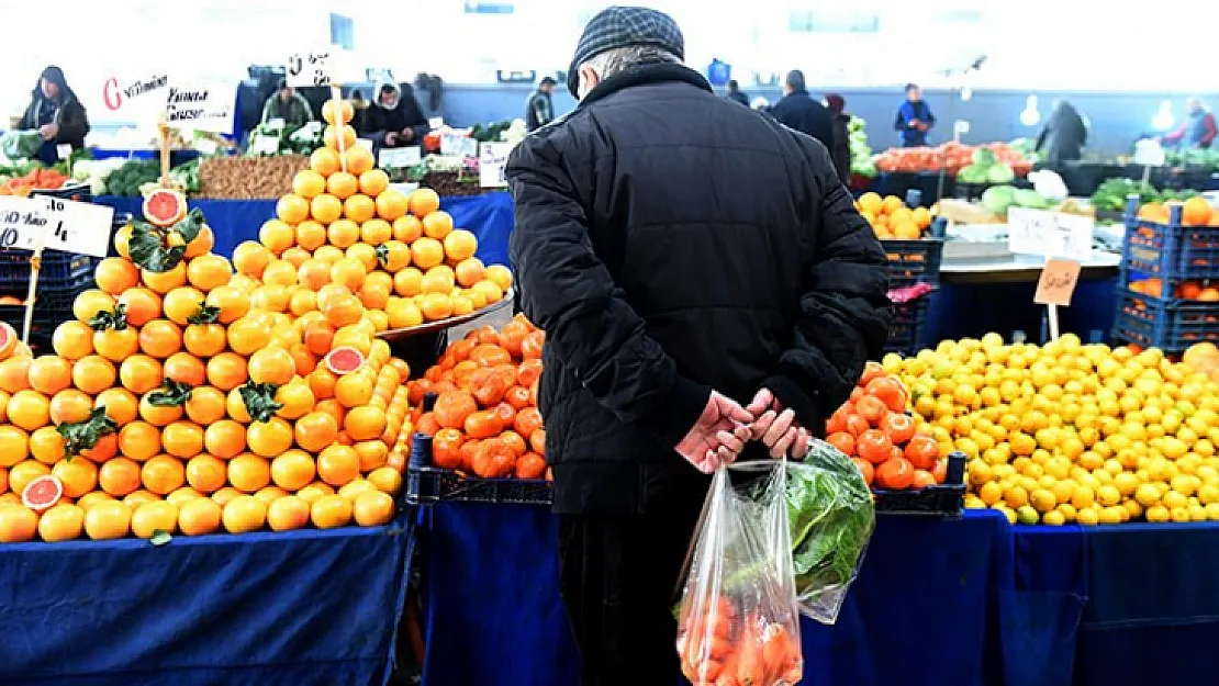 TÜRK-İŞ: Nisan ayında 4 kişilik ailenin yoksulluk sınırı 33 bin 15 lira oldu