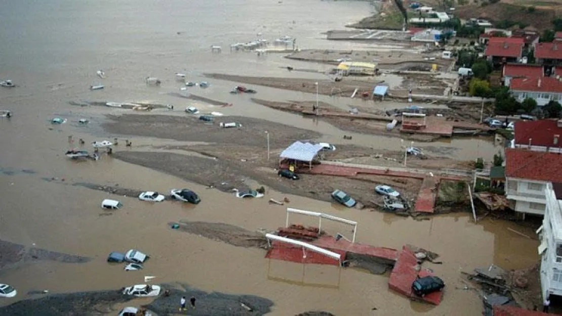 UNESCO'nun tsunami uzmanından korkutan sözler: İstanbul'u tsunami vuracak