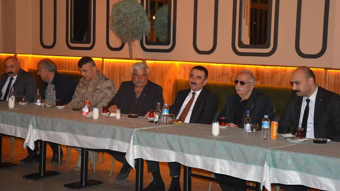 Vali Hacıbektaşoğlu, basın mensuplarıyla iftarda buluştu