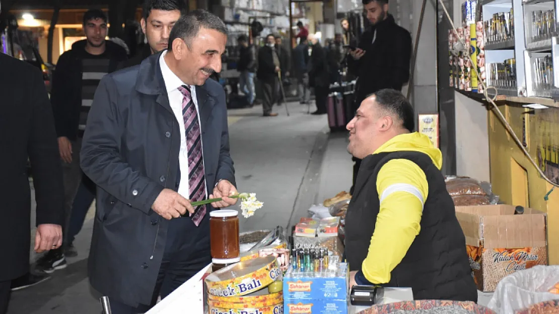 Vali Hacıbektaşoğlu'dan Esnafa Ziyaret