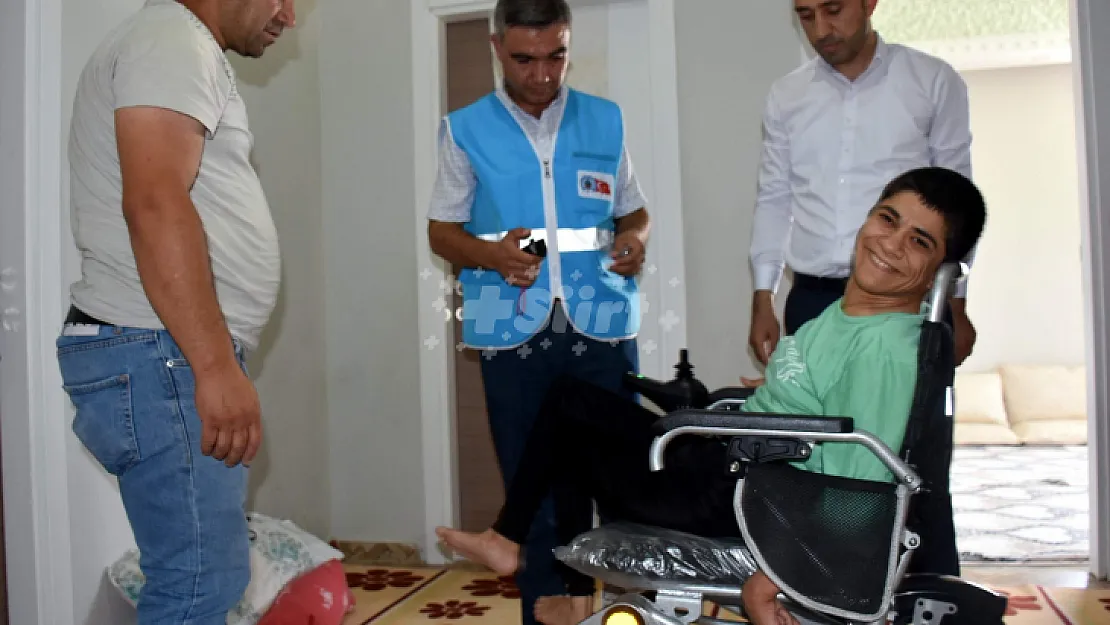 Vali Hacıbektaşoğlu, Özel Birey Mumine'nin Akülü Araç Talebini Yerine Getirdi