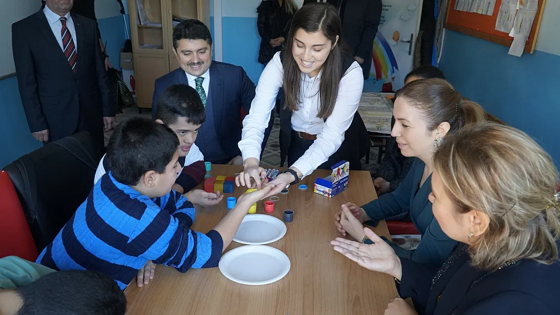 Vali Atik'in Eşi Fulya Atik Baykan'da