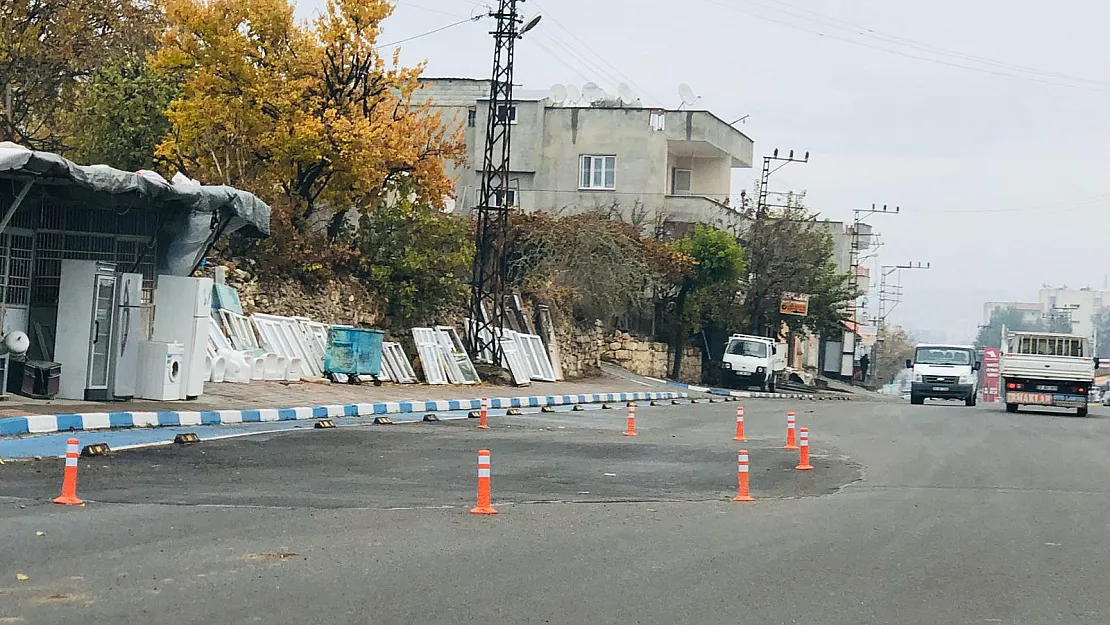 Siirt'te O Yol Yine Çöktü