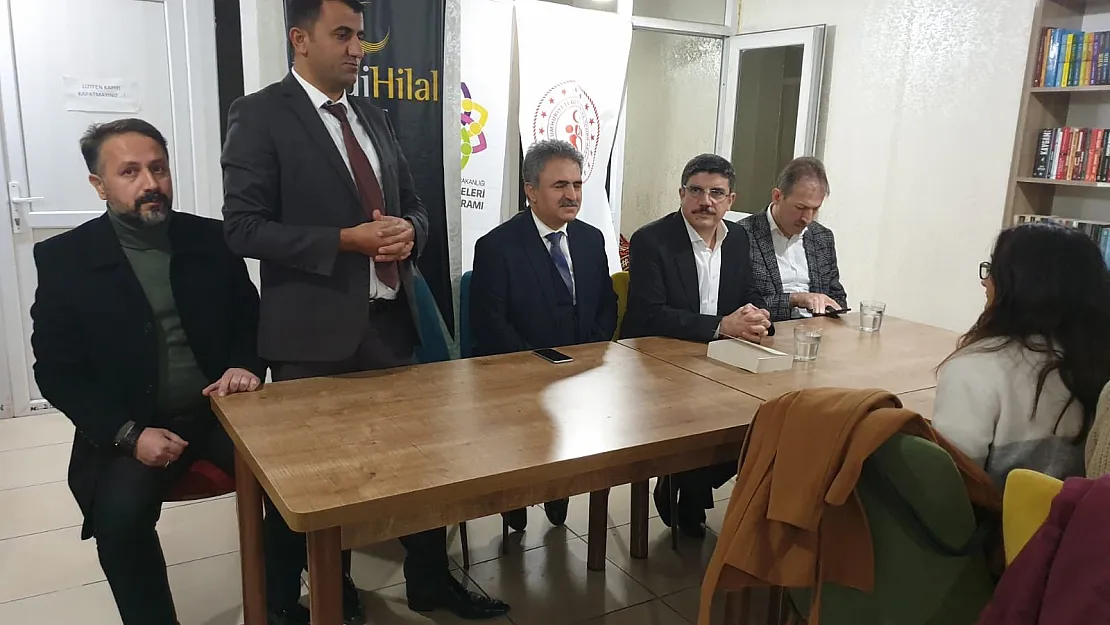 Siirt'te Deizm ve Ateizm Üzerine Söyleşi