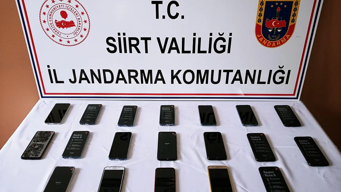 Siirt'te Kaçak Telefon Operasyonu