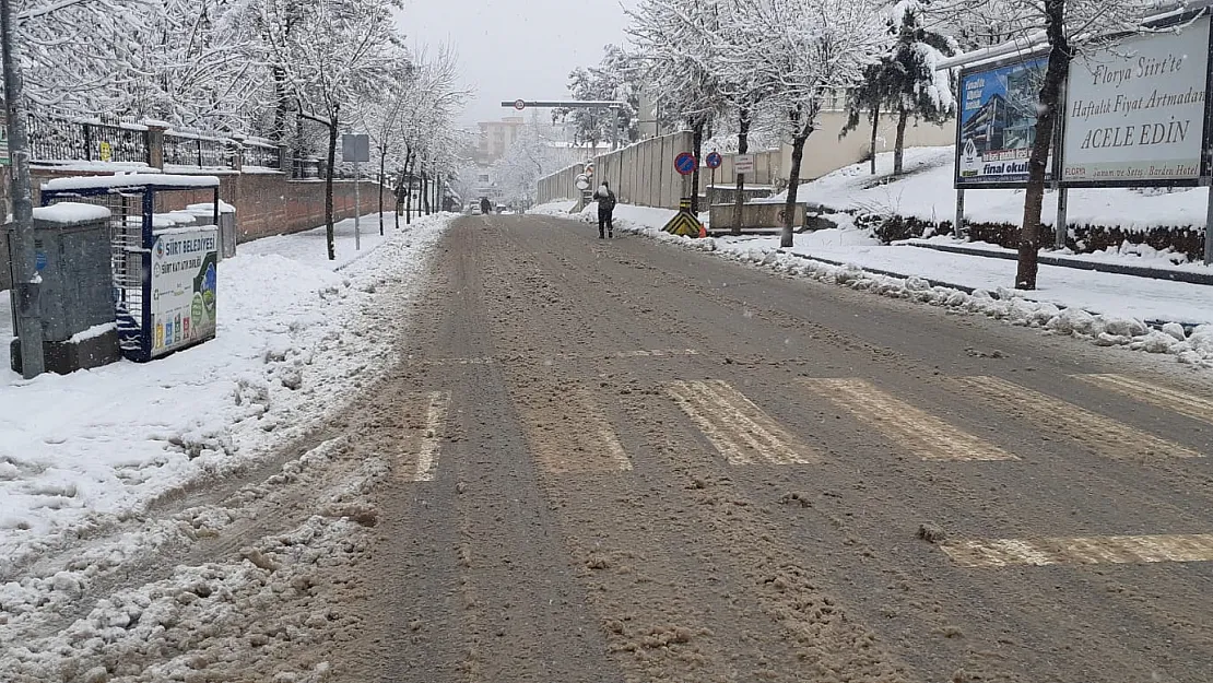 60 Köy Yolu ve Siirt-Batman Kara Yolu Ulaşıma Kapandı