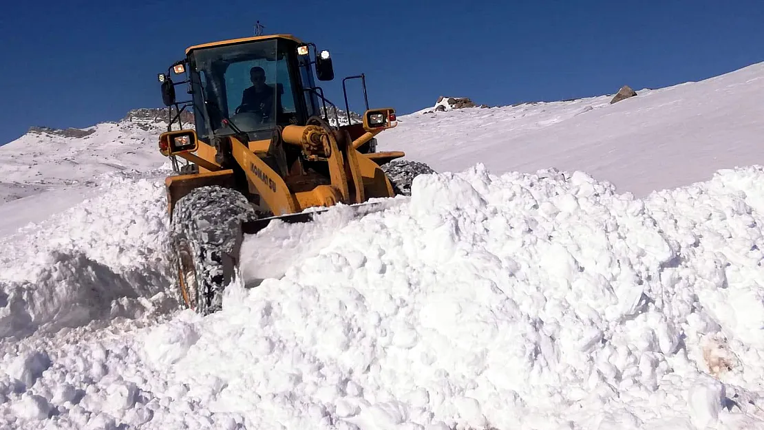 Siirt'te Üzerine Kaynar Su Dökülen Çocuk Yaralandı