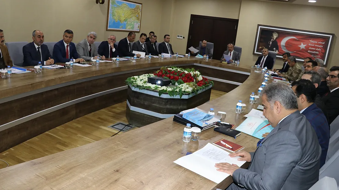 Siirt'te Bağımlılıkla Mücadele Masaya Yatırıldı