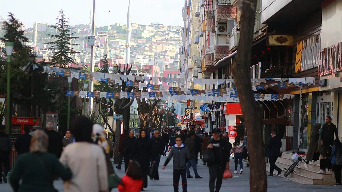 Karantina kuralına uymayanlara ilk ceza kesildi!