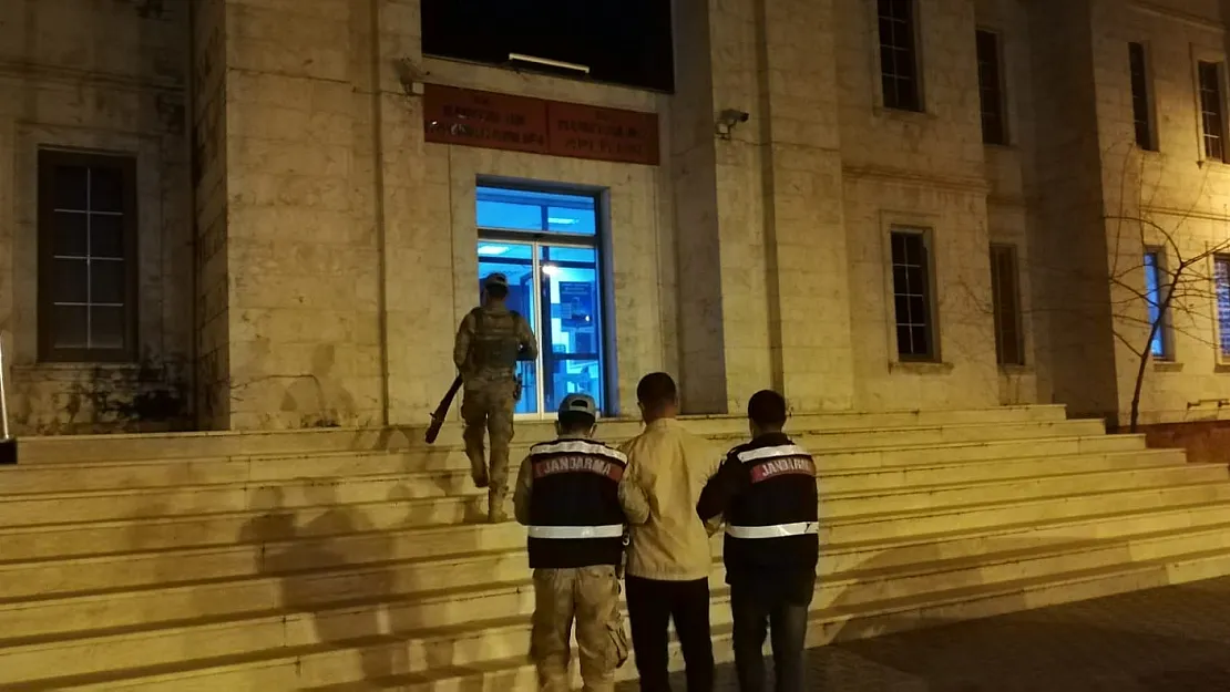 9 Ayrı Suçtan 6 Yıldır Aranan Şahıs Siirt'te Yakalandı