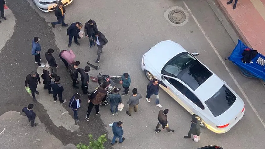 Siirt'te İftar Vakti Otomobil ile Motosiklet Çarpıştı: 1 Yaralı